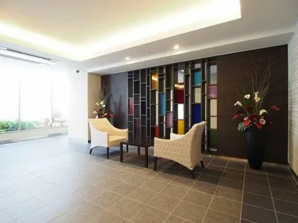 パークホームズ夙川松下町【3階】の玄関