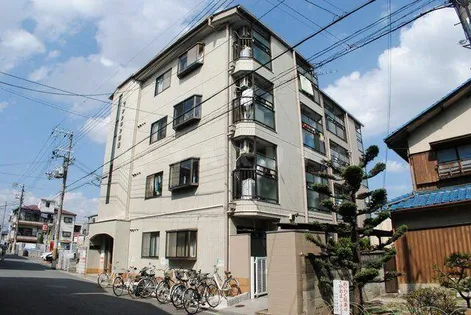 マンション常磐【4階】の外観