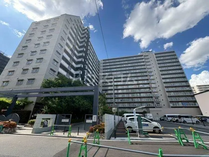 ファミールハイツ北大阪1号棟【1階】の外観