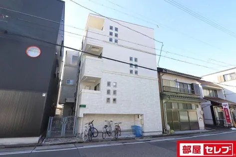 Green Avenue【302号室】の外観