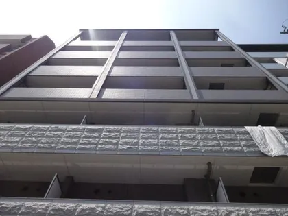 Mid Court 新大阪【4階】の外観