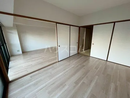 ウィステリア千里【2階】の内装