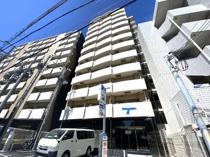 セレニテ新大阪エクラ【10階】の外観