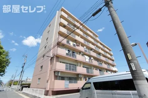 アーバンコート入場の画像