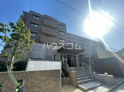 大阪府吹田市千里山虹が丘【マンション】の外観