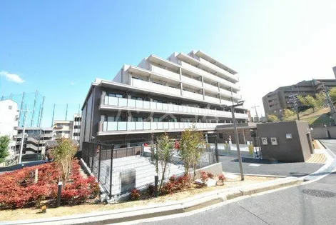 エルプレイス千里中央【6階】の外観