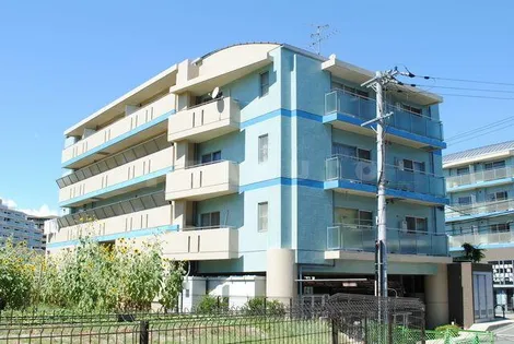 大阪府吹田市山田西3丁目【マンション】の外観