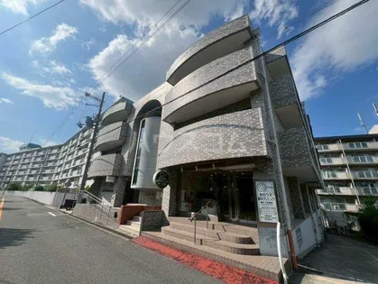 ヴィッツオーラ【2階】の外観