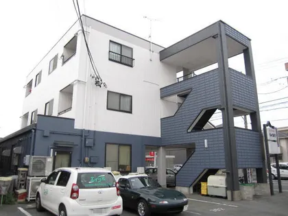 愛知県豊川市小坂井町中野【アパート】の外観