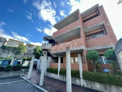 大阪府箕面市稲6丁目【マンション】の外観