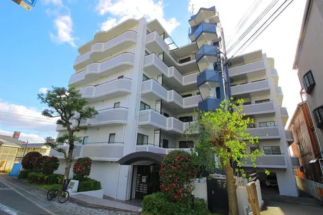 ロイヤル南茨木【402号室】の外観