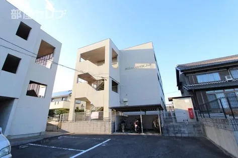 ラブリーハウスⅡ番館 Ⅲ番館の画像