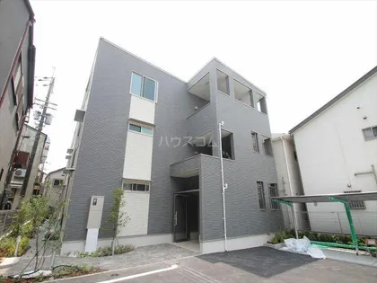 アムール【1階】の外観