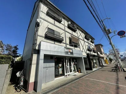 グランシャリオ北豊中【301号室】の外観