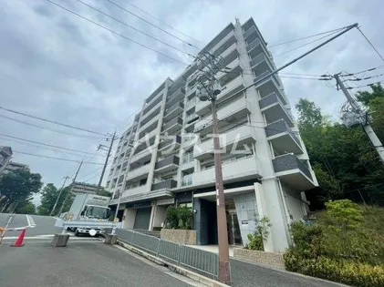 大阪府豊中市西泉丘3丁目【マンション】の外観