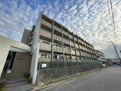 大阪府豊中市向丘2丁目【マンション】の外観