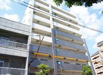 パークフラッツ新大阪【9階】の外観