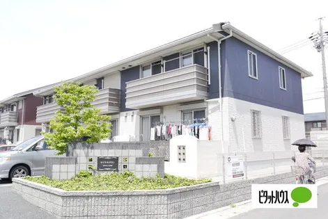 ロイヤルタウンA棟の画像