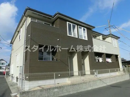 Y’sフィールド A【1階】の外観