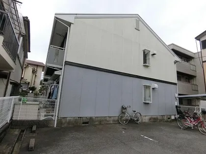 ドミールゆり【1階】の外観