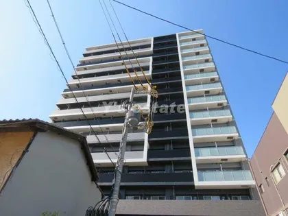 アドバンス大阪バレンシア【3階】の外観