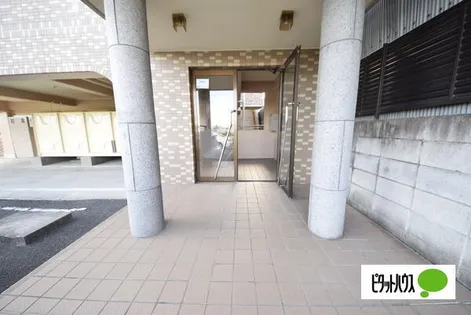 アズール【3階】の玄関