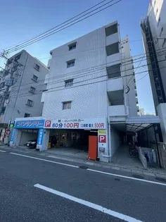 ホワイトパレス北九大前【4階】の外観