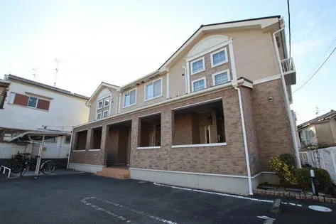 フィオーレ松ヶ丘【1階】の外観