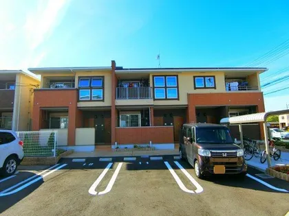 クラルテ M【1階】の外観