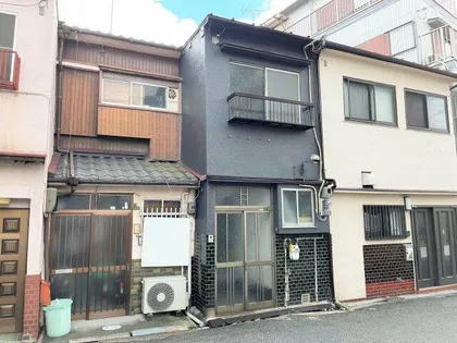 大阪府大阪市東淀川区上新庄3丁目【テラスハウス】の外観