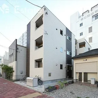 セイシェル【2階】の外観