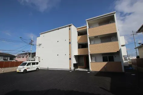 フォレストクリエオーレ金剛【1階】の外観