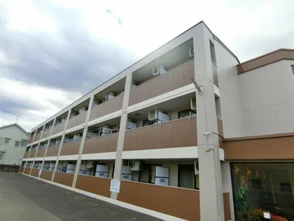 上田マンション【1階】の外観