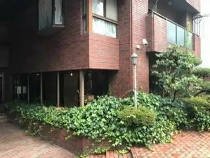 サンメゾン与力【101号室】の外観