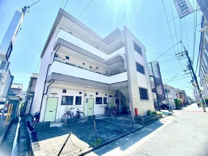 中澤マンション【3階】の外観