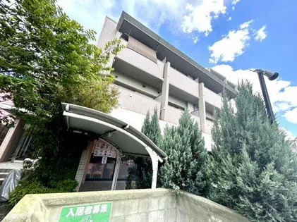 プレ・リヴイエール【3階】の外観