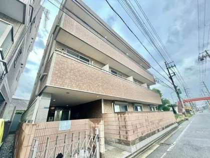セレブ小若江【1階】の外観