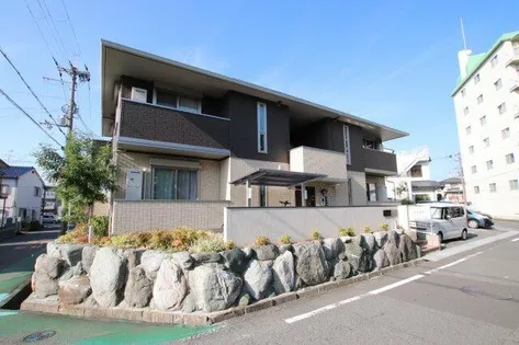 グランレイク金剛【2階】の外観