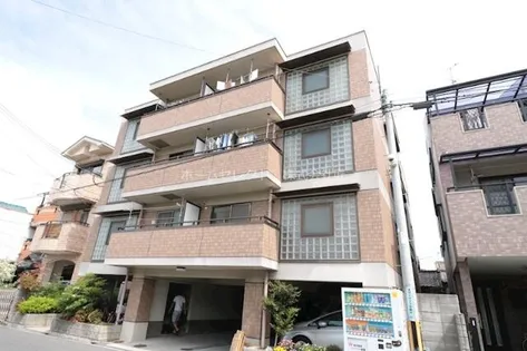 ル・シャトーノーブル【2階】の外観