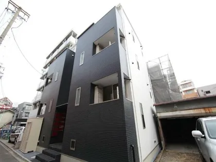 ピアチェーレ新栄【1階】の外観