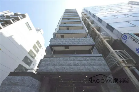 プレサンス丸の内雅殿【4階】の外観