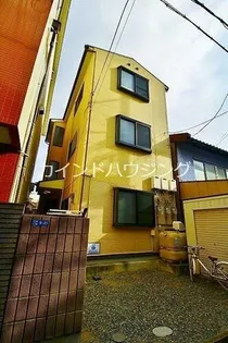 三輝参番館【3階】の外観