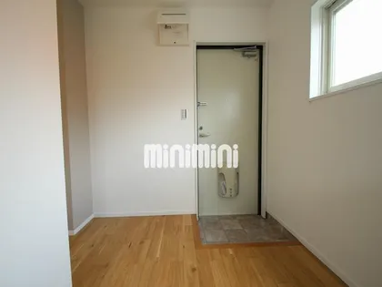 MKSビル【2階】の玄関