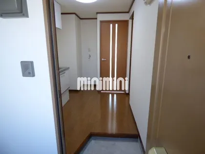 ハイツ浅間【3階】の玄関