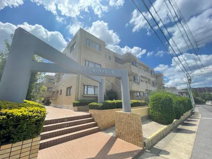 ラ ファミーユIの画像