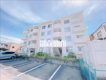 グリーンパレス【4階】の外観