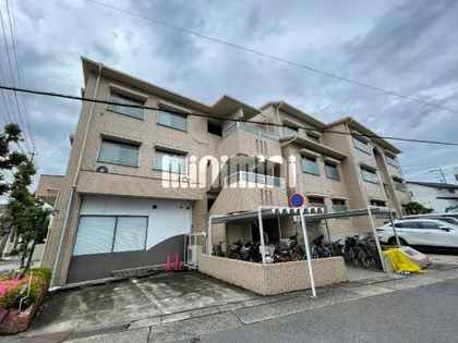 レスカール社台【3階】の外観