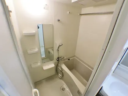 ポルトボヌール神戸湊川公園【1301号室】の風呂