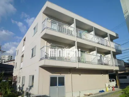 シェ モア平針の画像