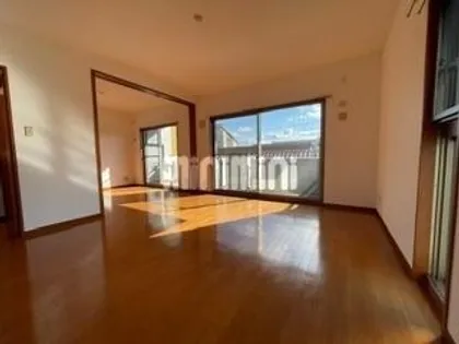 ハーツハピネス【2階】の居間